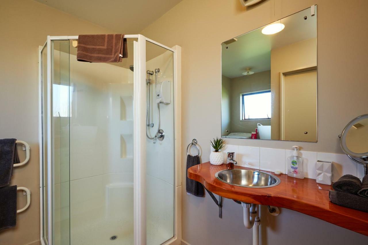 Brook House B&B & Cottages Kaikoura Extérieur photo