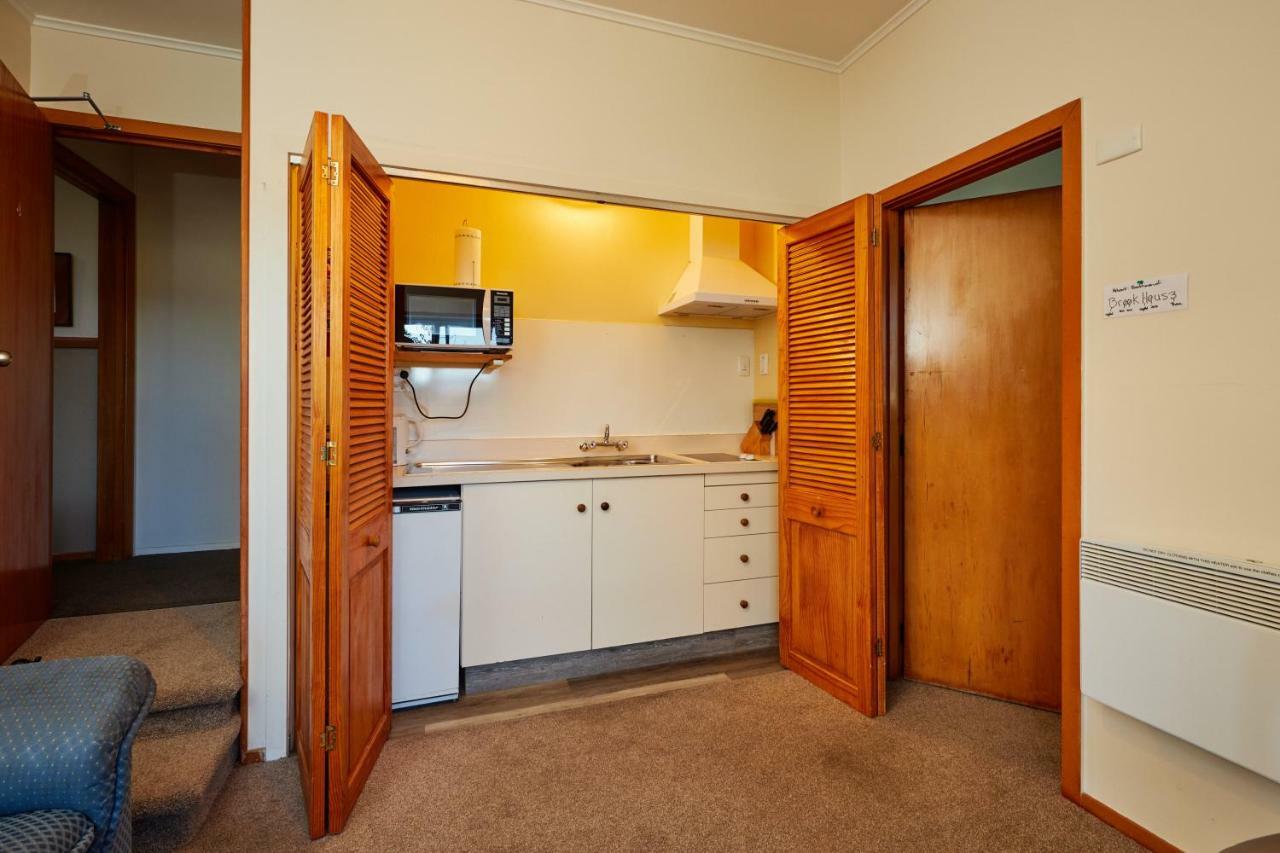 Brook House B&B & Cottages Kaikoura Extérieur photo