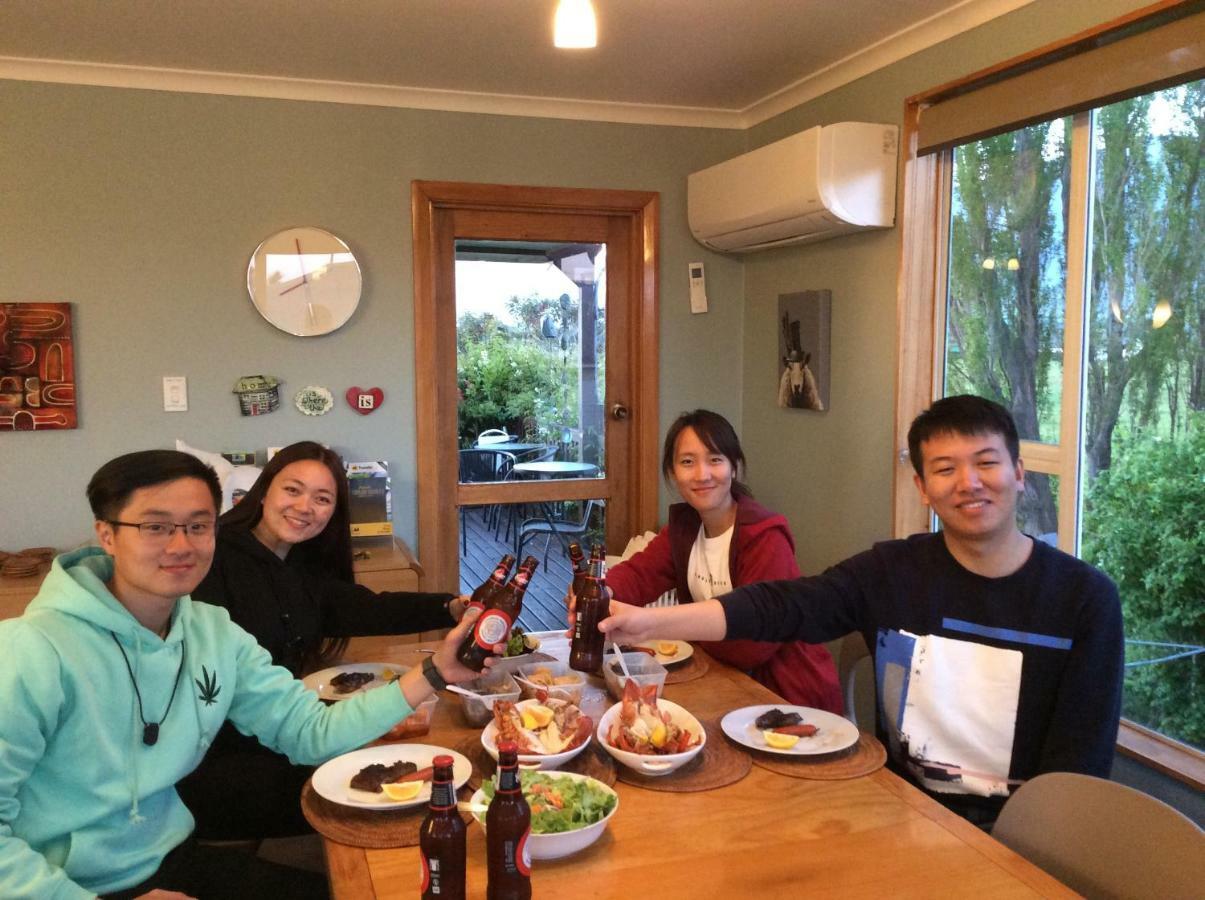 Brook House B&B & Cottages Kaikoura Extérieur photo